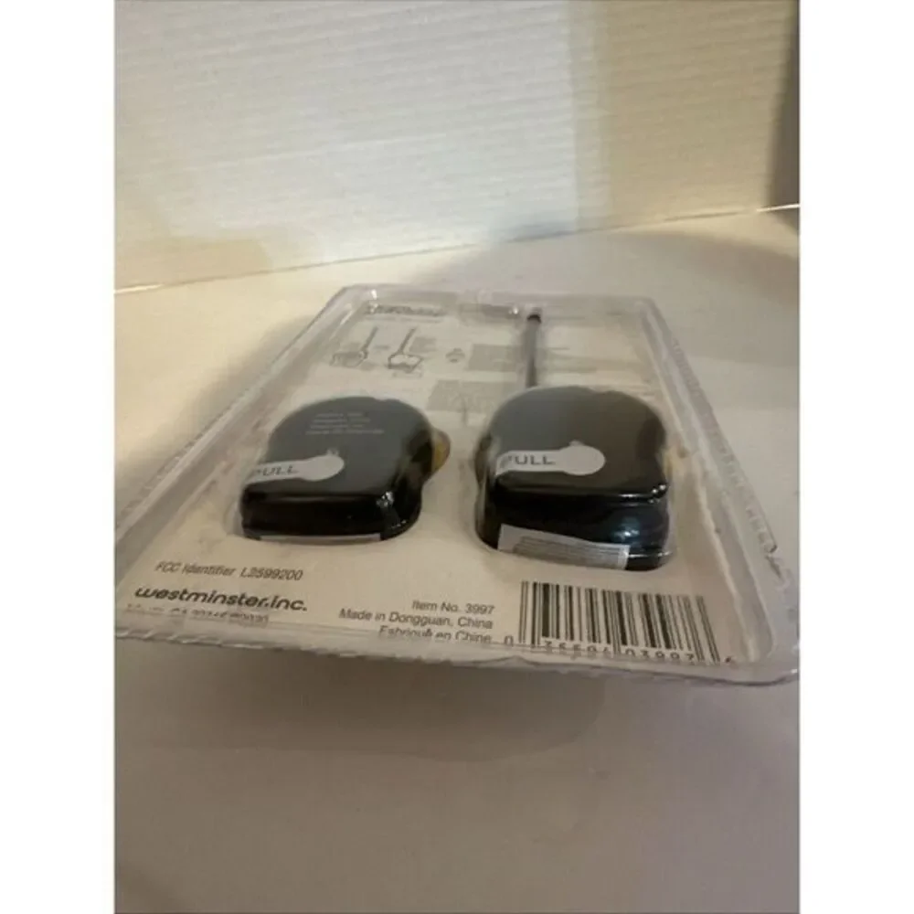 Worlds Smallest WALKIE TALKIES Miniature -‎ Up To 100' Range